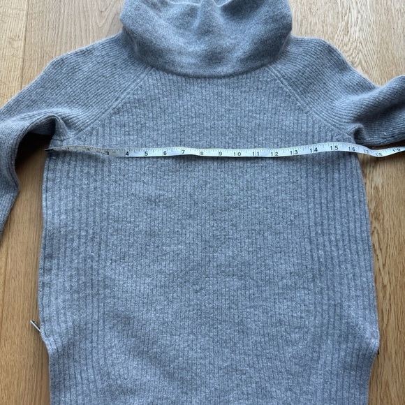 VINCE GREY SWEATER WITH SIDE ZIPPER CASHMERE & WOOL BLEND - Picture 15 of 15